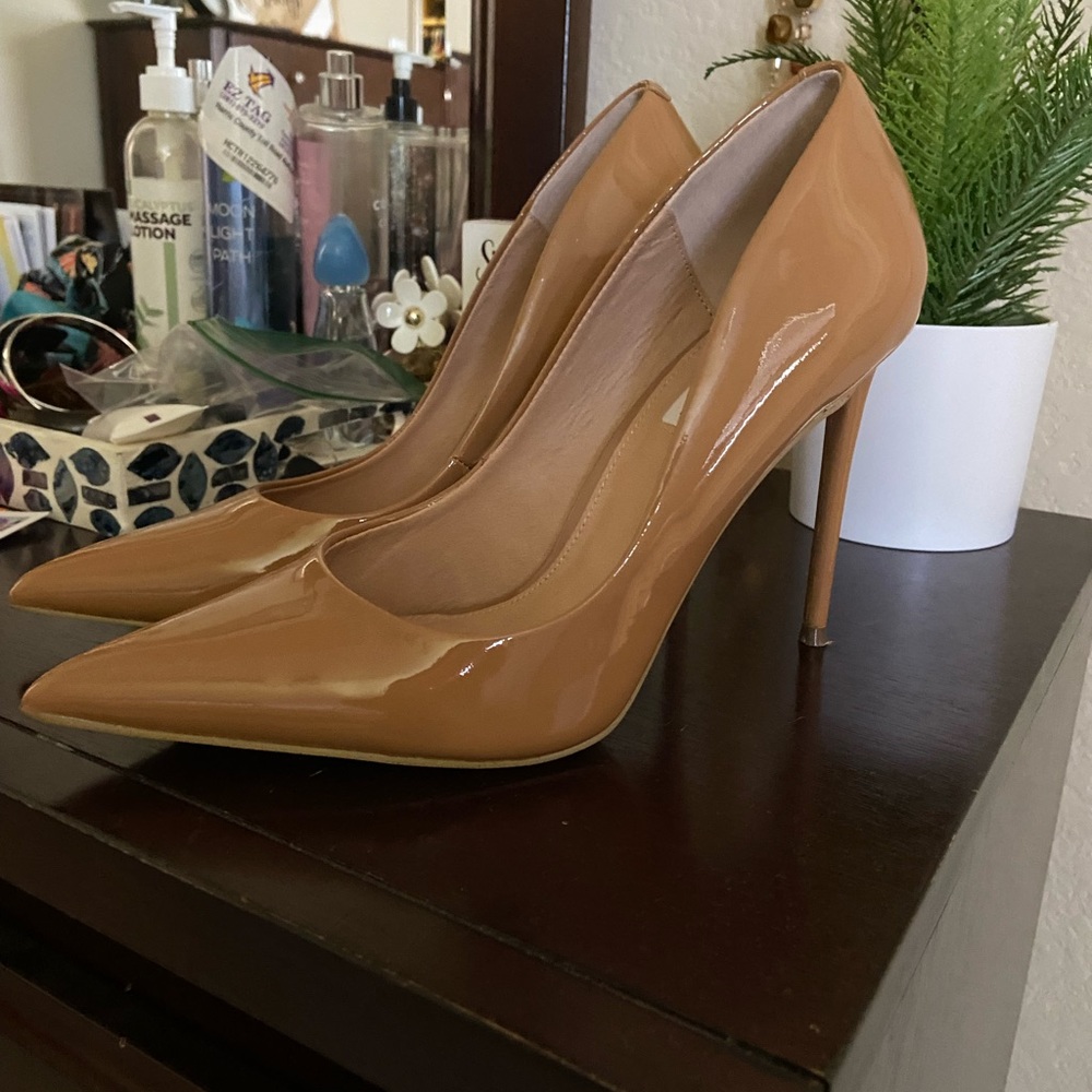 Steve Madden Pumps 4 Inch Heel Gem